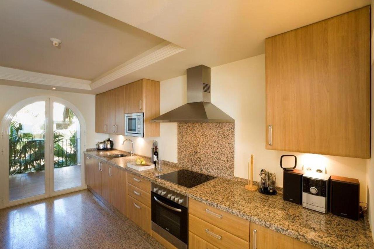 Immaculate 3-bed Penthouse- Stunning Views Estepona